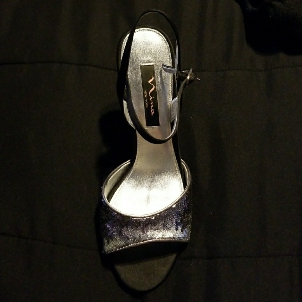 **(BUY 2 + 1 FREE)** Nina Silver Heels